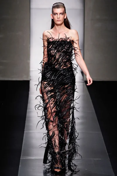 Look 26